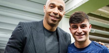 加拿大助教,阿方索遭撞,击后不适,万博manbetx体育平台,万博体育官网,万博体育app下载,ManBetX,SPORTS